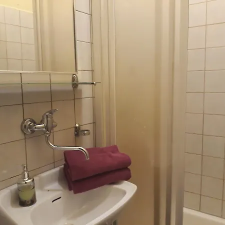 Privoz ゲストハウス 3*